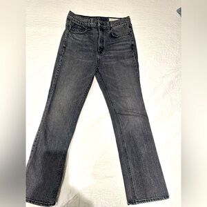 Rag & bone jeans , ankle boot cut style, excellent condition. Size 27